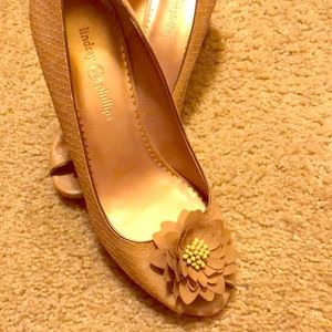 Lindsay Phillips Wedges